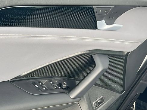 New 2026 Volkswagen Tiguan SE R-Line image 22