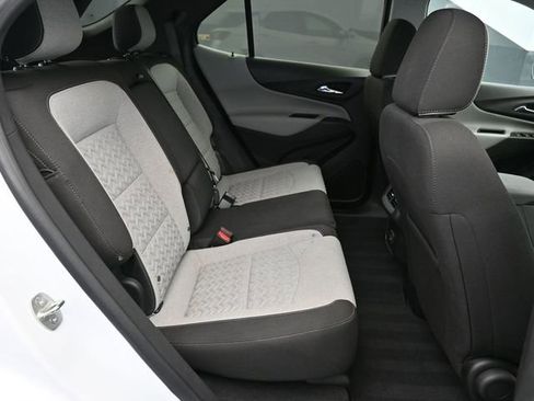 Used 2023 Chevrolet Equinox LT image 35
