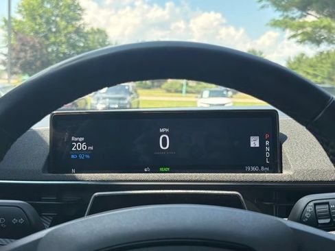 Used 2024 Ford Mustang Mach-E Select RWD image 25