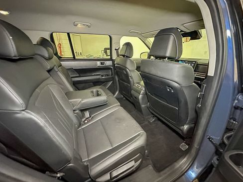 Used 2026 Hyundai Santa Fe SEL AWD/4WD image 28