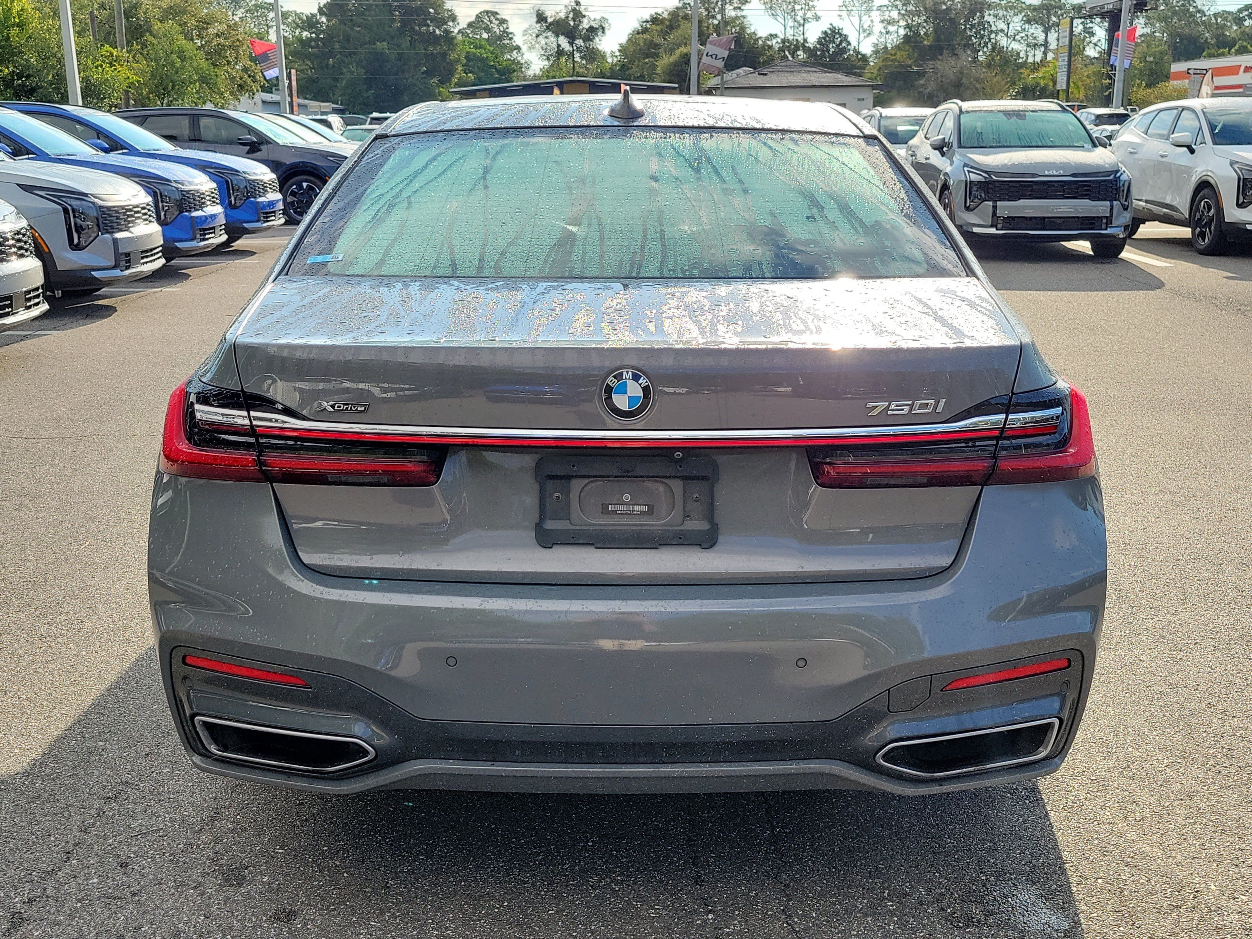 Used 2020 BMW 750i xDrive w/ Executive Package AWD/4WD image 5