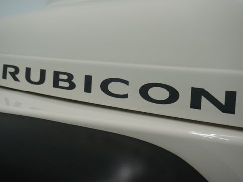 Used 2005 Jeep Wrangler Rubicon w/ Security Group AWD/4WD image 9