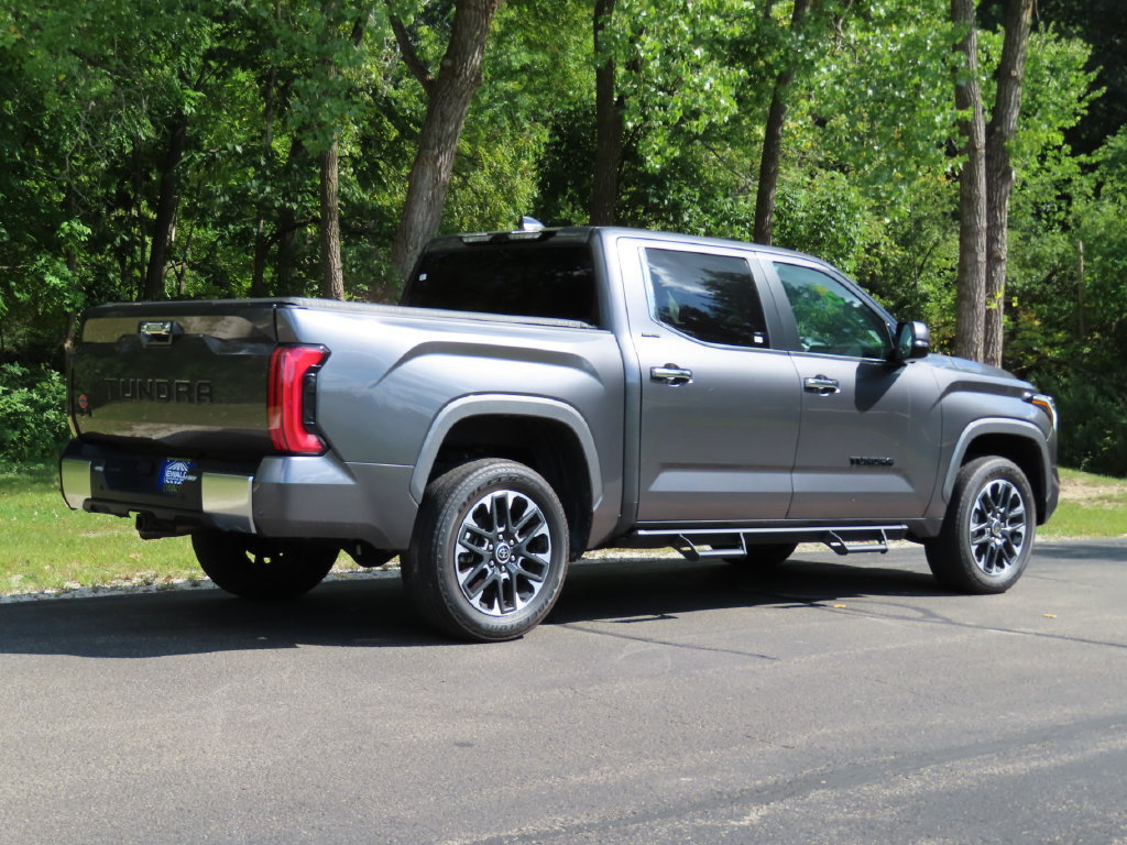 Used 2024 Toyota Tundra Limited AWD/4WD image 3