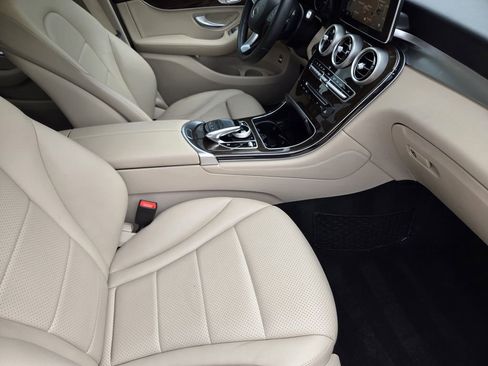 Used 2016 Mercedes-Benz GLC 300 4MATIC image 18