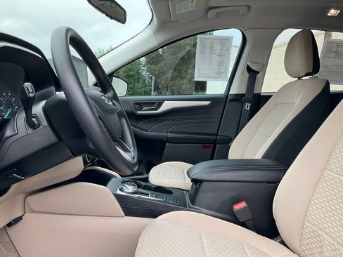 Used 2022 Ford Escape SE image 54