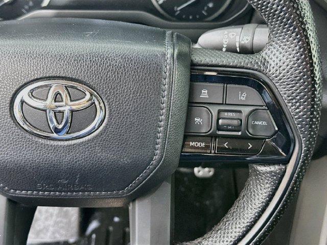 Used 2022 Toyota Tundra SR5 AWD/4WD image 21