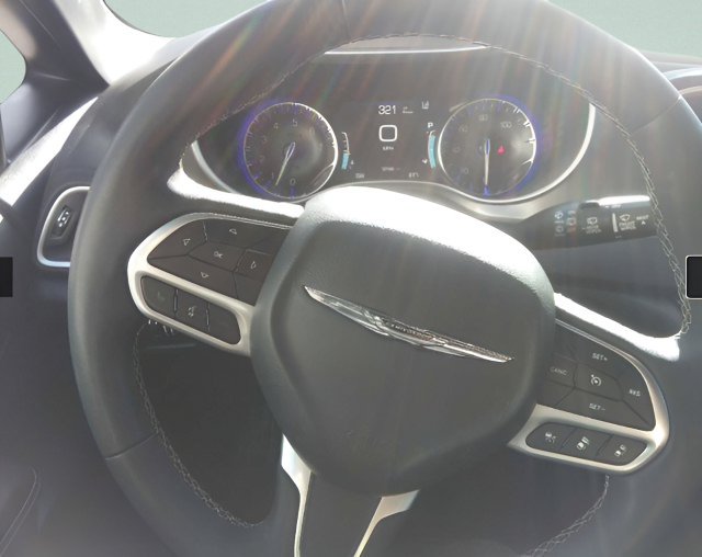 Used 2025 Chrysler Pacifica Select FWD image 9