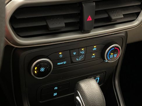 Used 2019 Ford EcoSport S FWD image 22