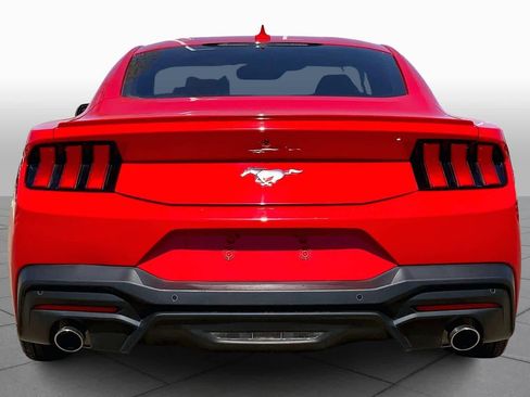 Used 2024 Ford Mustang Premium image 5