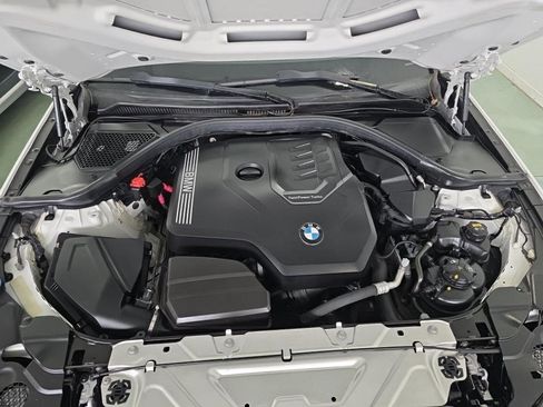 Used 2020 BMW 330i Sedan w/ Premium Package image 16