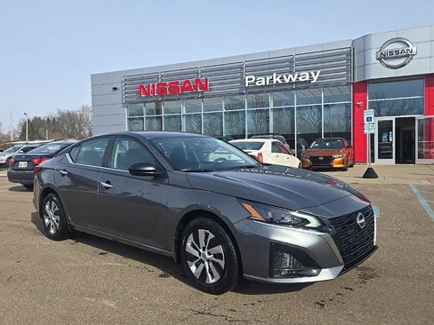 New 2025 Nissan Altima 2.5 S image 1