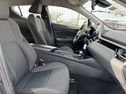 Used 2021 Toyota C-HR LE image 34