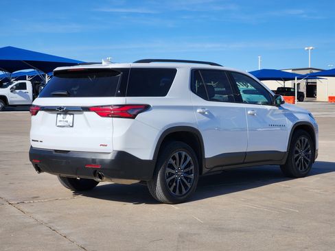 Certified 2023 Chevrolet Traverse RS w/ LPO, Floor Liner Package image 7