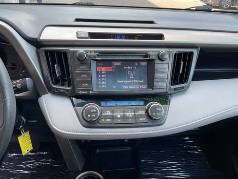 Used 2015 Toyota RAV4 XLE AWD/4WD image 19