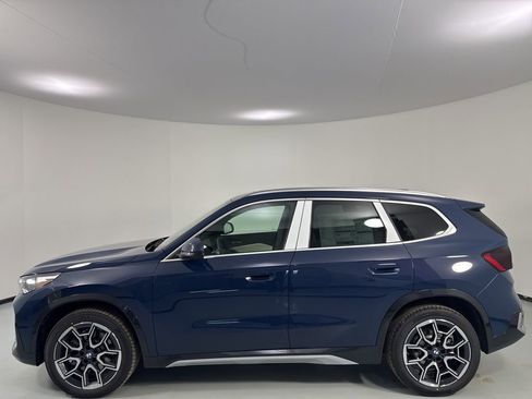 New 2026 BMW X1 xDrive28i w/ Technology Package AWD/4WD image 4