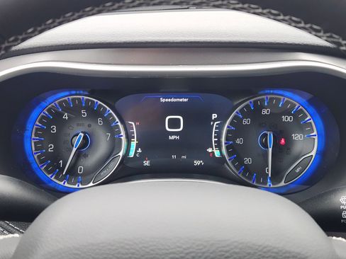 New 2026 Chrysler Pacifica Select image 14