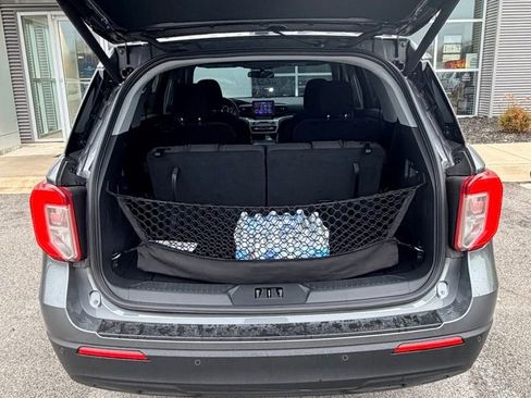 Used 2023 Ford Explorer XLT image 7
