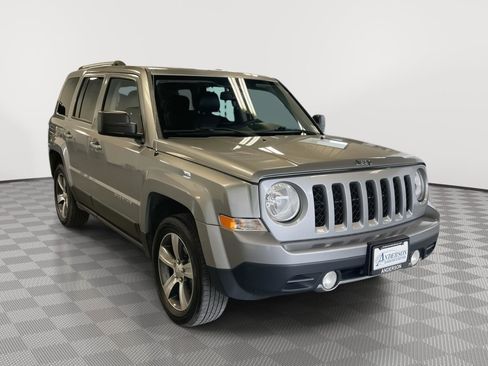 Used 2016 Jeep Patriot High Altitude image 4