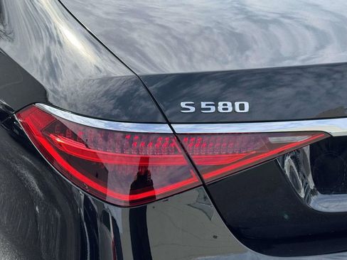 Used 2023 Mercedes-Benz S 580 4MATIC Sedan image 13