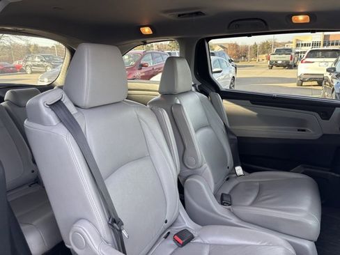 Used 2018 Honda Odyssey EX-L image 26