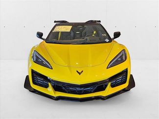 New 2025 Chevrolet Corvette Z06 w/ Z07 Performance Package video 2