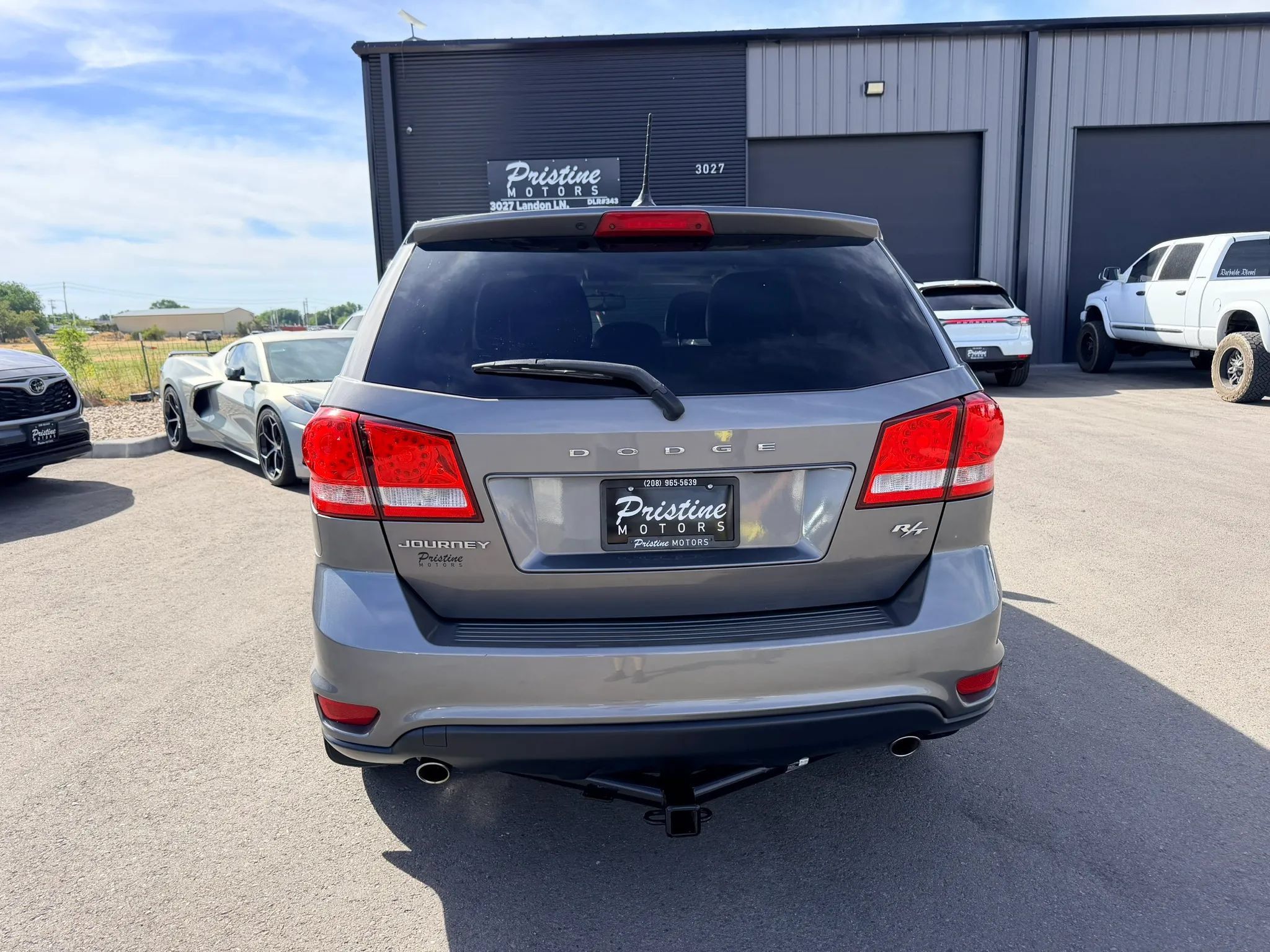 Used 2012 Dodge Journey R/T w/ Flexible Seating Group FWD image 5