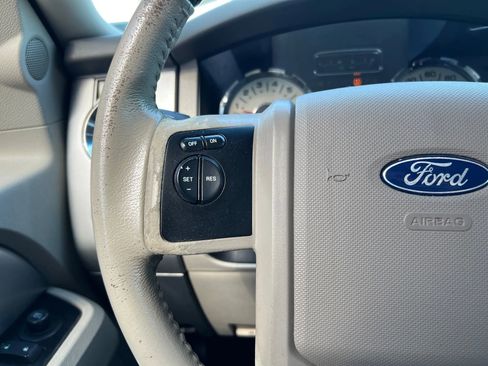 Used 2013 Ford Expedition EL Limited image 24