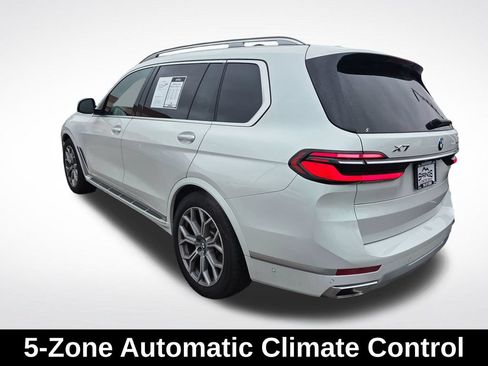 Used 2025 BMW X7 xDrive40i AWD/4WD image 9