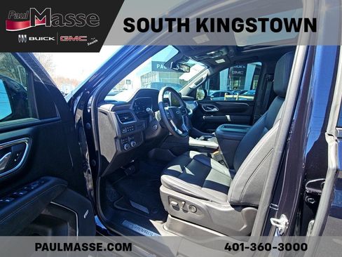 Used 2023 Chevrolet Tahoe Z71 w/ Luxury Package AWD/4WD image 13