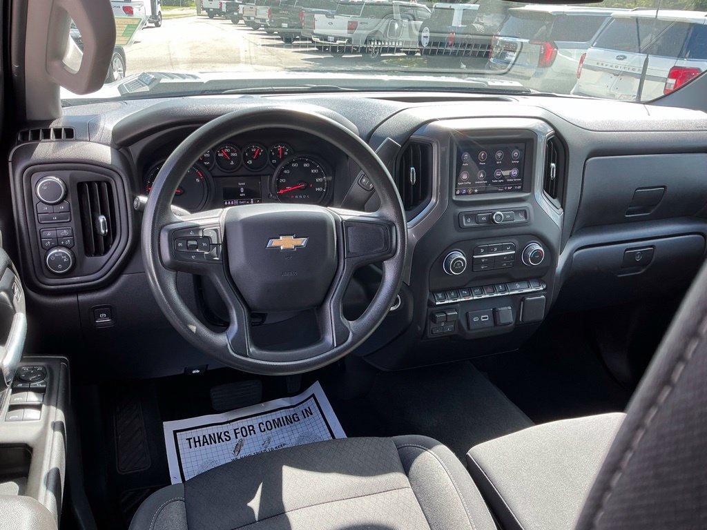 Used 2025 Chevrolet Silverado 2500 Custom w/ Custom Value Package AWD/4WD image 34