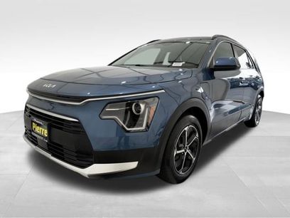 Used 2025 Kia Niro EX