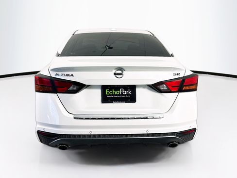 Used 2022 Nissan Altima 2.5 SR FWD image 7