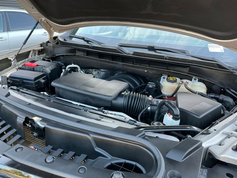 Used 2022 Cadillac Escalade ESV Premium Luxury image 23