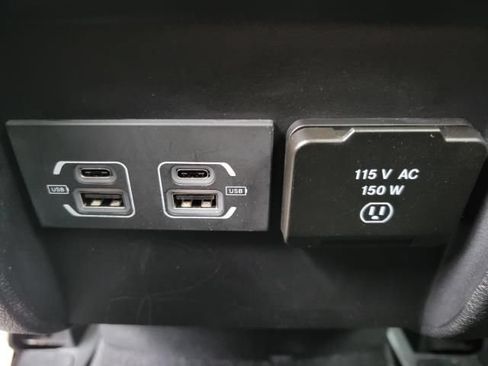 Used 2022 Jeep Cherokee Trailhawk AWD/4WD image 15