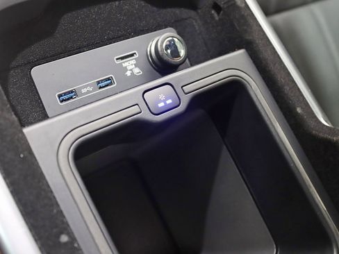 Used 2019 Land Rover Range Rover Sport HSE Dynamic image 28