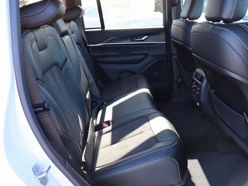 New 2026 Jeep Grand Cherokee Laredo image 40