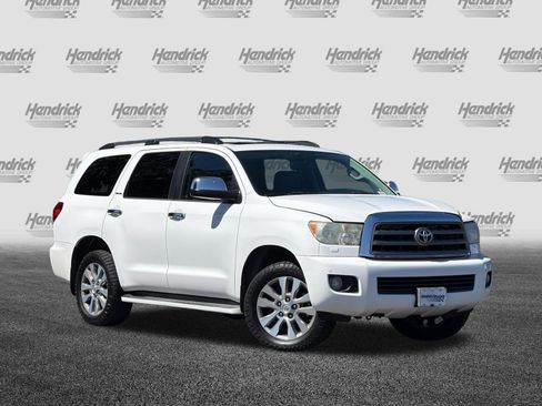 Used 2014 Toyota Sequoia Limited AWD/4WD image 2