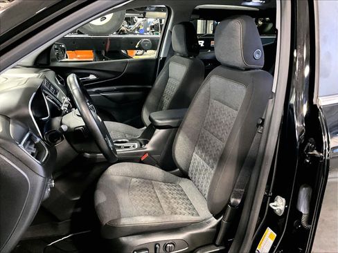 Used 2023 Chevrolet Equinox LT image 9