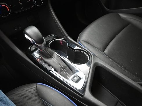 Used 2025 Buick Encore GX Sport Touring FWD image 30