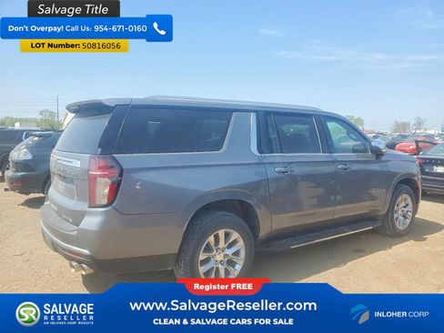 Used 2021 Chevrolet Suburban Premier w/ Premium Package AWD/4WD image 4