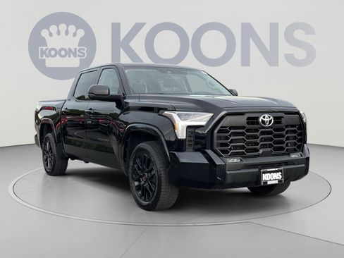 Used 2023 Toyota Tundra SR5 w/ TRD Sport Premium Package AWD/4WD image 10