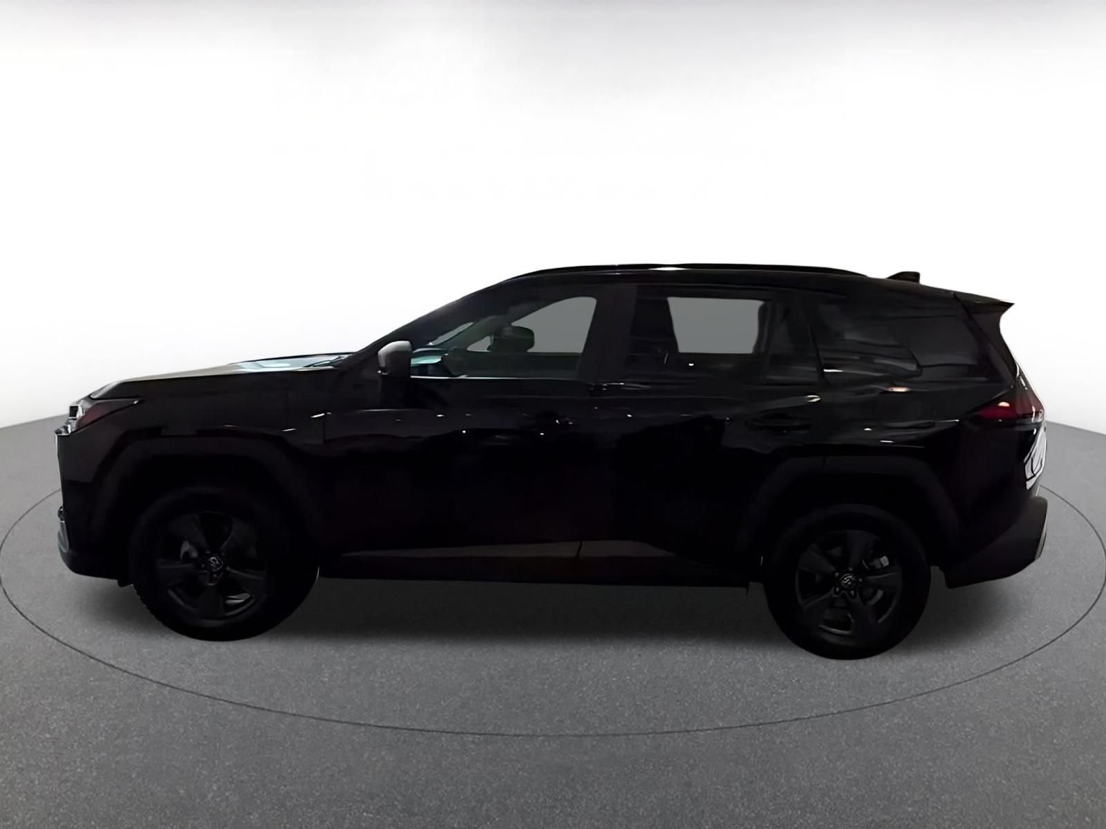 Used 2026 Toyota RAV4 LE AWD/4WD image 7
