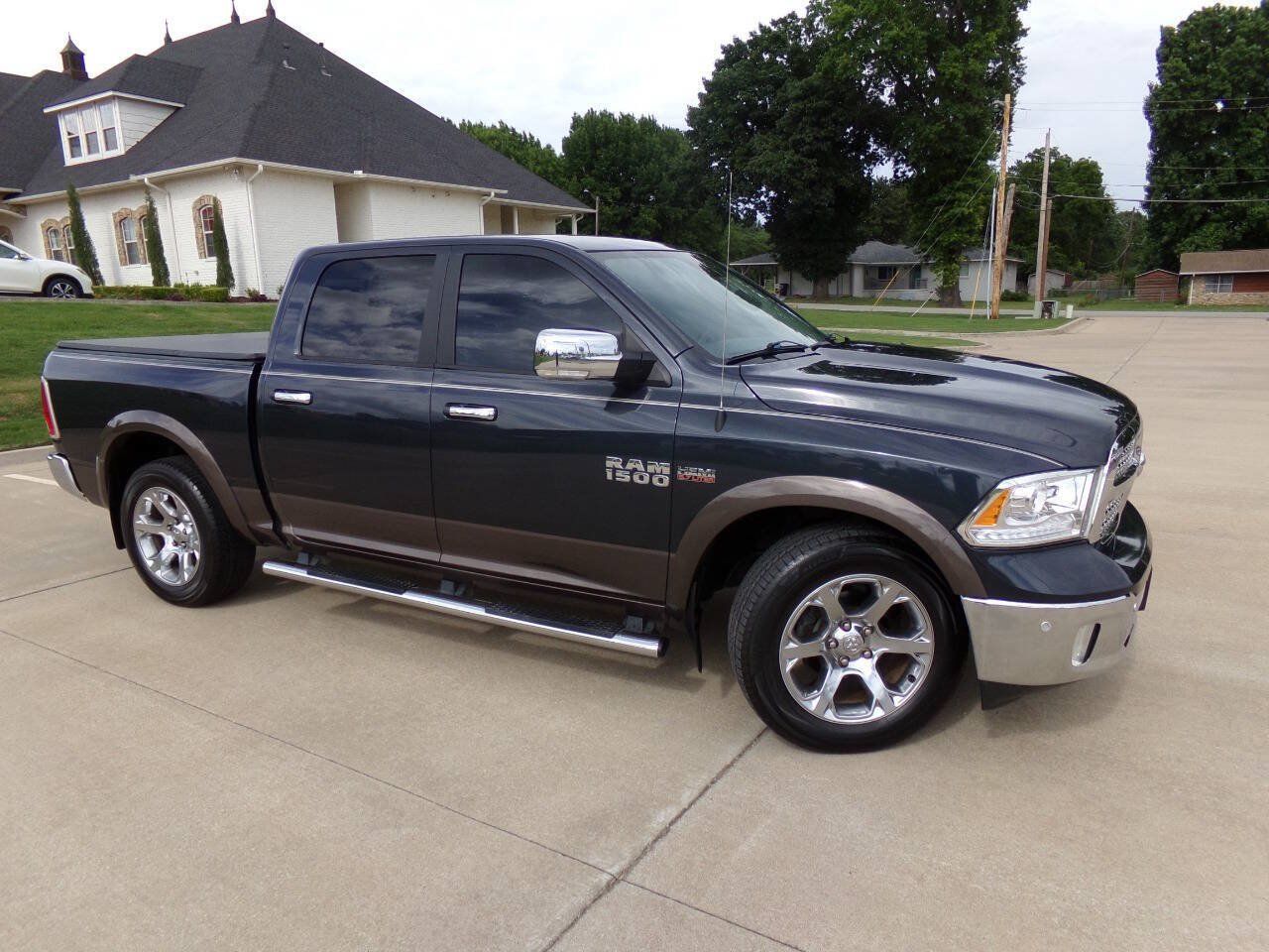 Used 2017 RAM 1500 Laramie w/ Convenience Group RWD image 12
