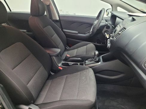 Used 2018 Kia Forte LX image 21