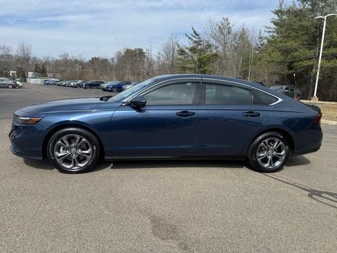 Used 2024 Honda Accord EX-L image 3