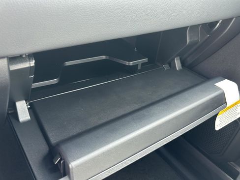 New 2026 Toyota Tundra Limited AWD/4WD image 11