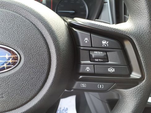 Certified 2025 Subaru Crosstrek 2.0i Premium image 10