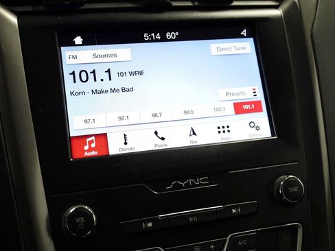 Used 2019 Ford Fusion SE image 29