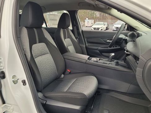 New 2026 Nissan Sentra SV w/ SV Convenience Package FWD image 10