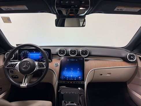 Used 2022 Mercedes-Benz C 300 4MATIC Sedan image 2